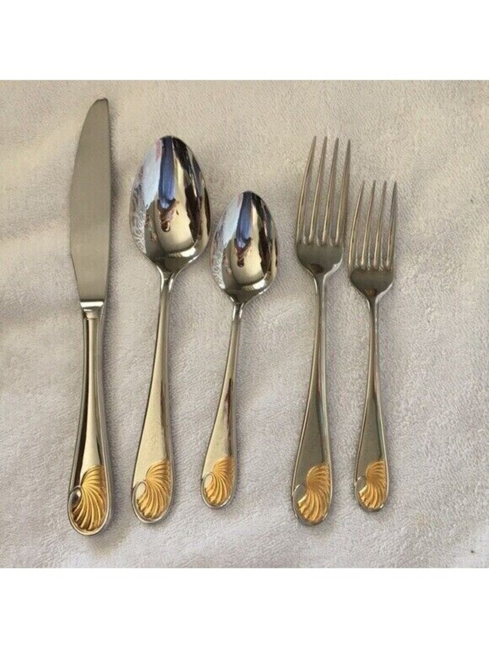 Yamazaki Japan Celine Gold Accent Stainless Flatware 5 pc Placesetting NIB